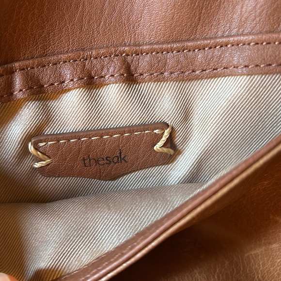 The Sak leather tobacco floral embossed hand wristlet or crossbody wallet purse - Picture 10 of 11